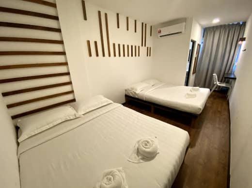 Kuching Hotel Exterior photo